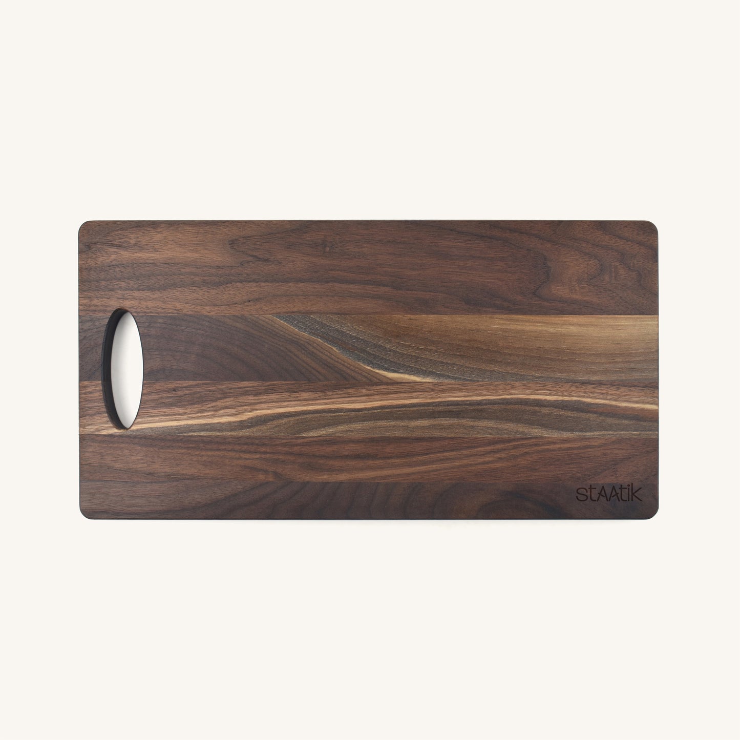 Tabla de cortar de madera mediana con asa